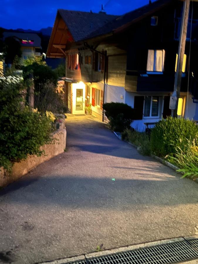 Guesthouse Sonnegg เฮลิเกินชเวนดิ ภายนอก รูปภาพ